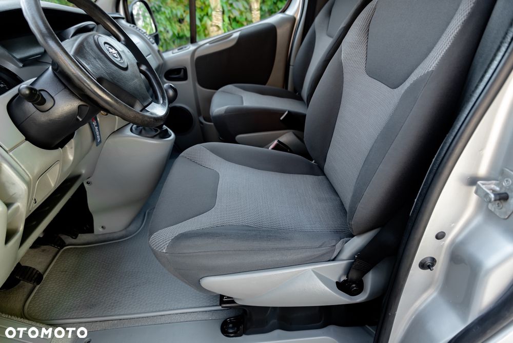 Opel Vivaro - 20