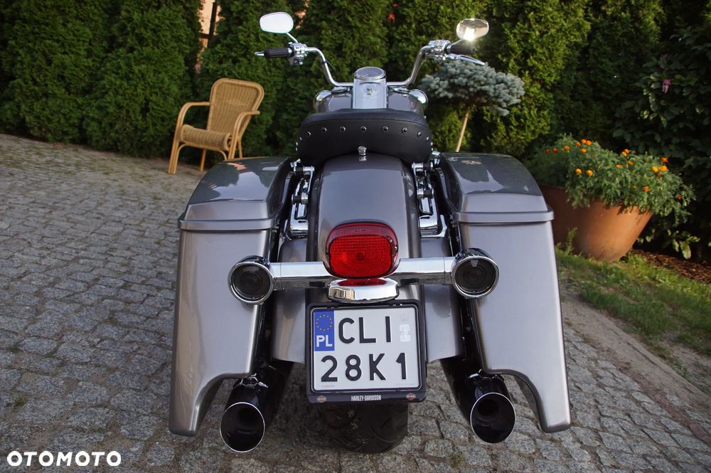Harley-Davidson Touring Road King - 14