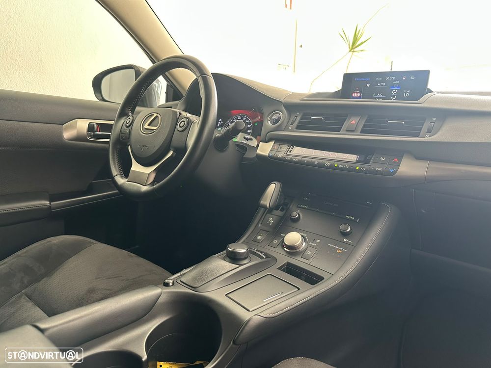 Lexus CT 200h Business - 29