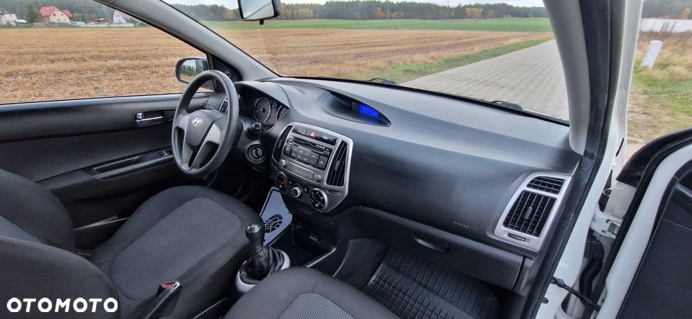 Hyundai i20 - 40