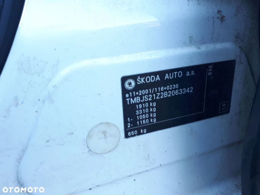SKODA OCTAVIA II LIFT KOMBI 08-13 1.9 TDI KRATKA NAWIEWU PRAWA LEWA ŚRODKOWA - 27