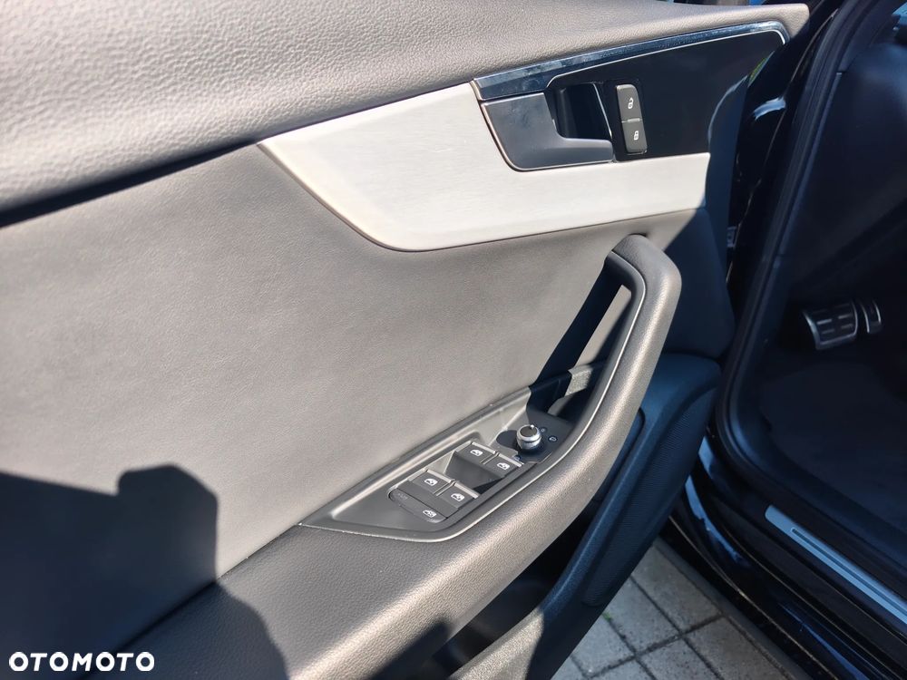 Audi A4 Avant 40 TFSI mHEV S tronic - 13