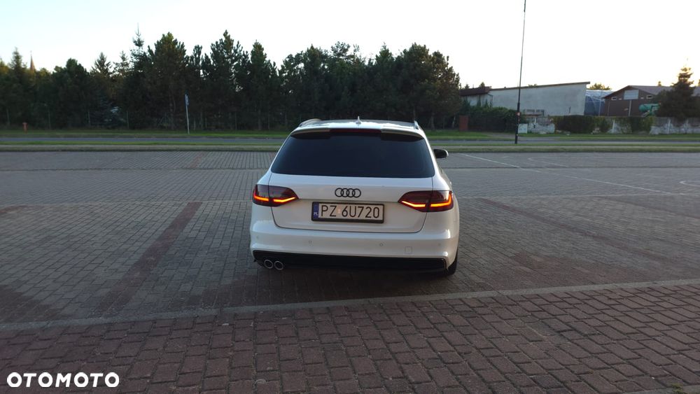 Audi A4 Avant - 10