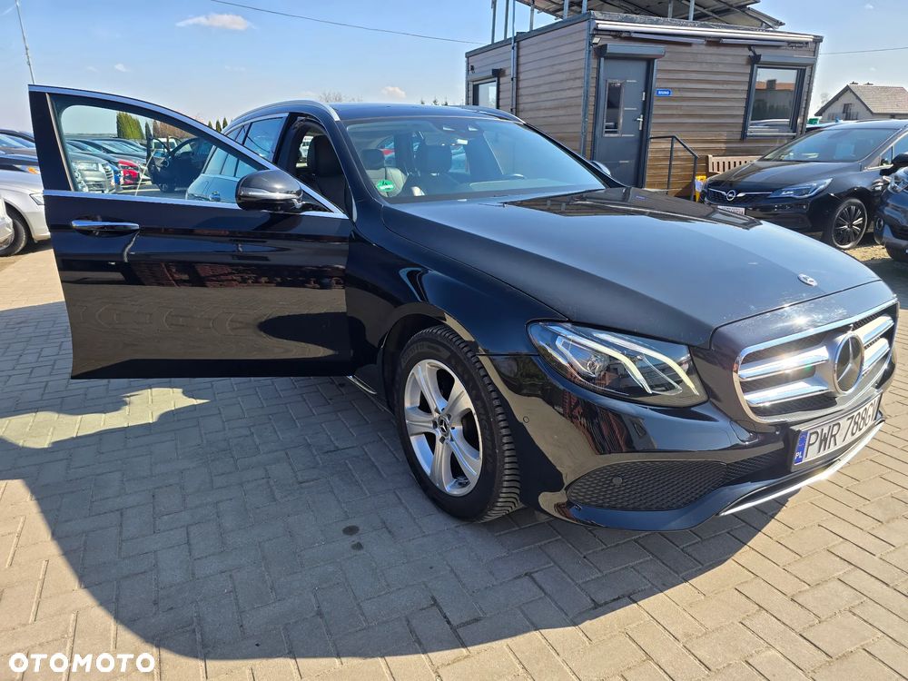 Mercedes-Benz Klasa E - 21