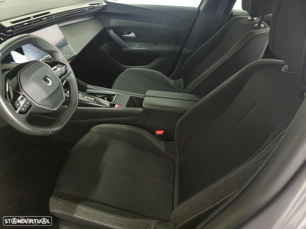 Peugeot 308 180 e-EAT8 GT - 16