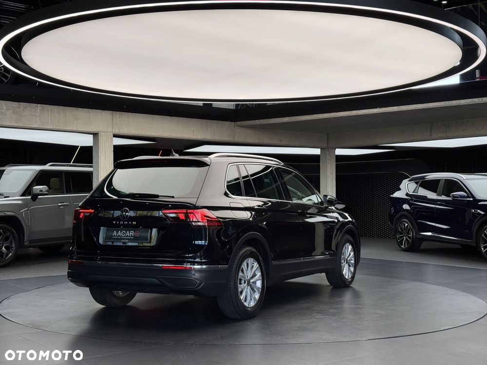 Volkswagen Tiguan 1.5 eTSI Life DSG - 6