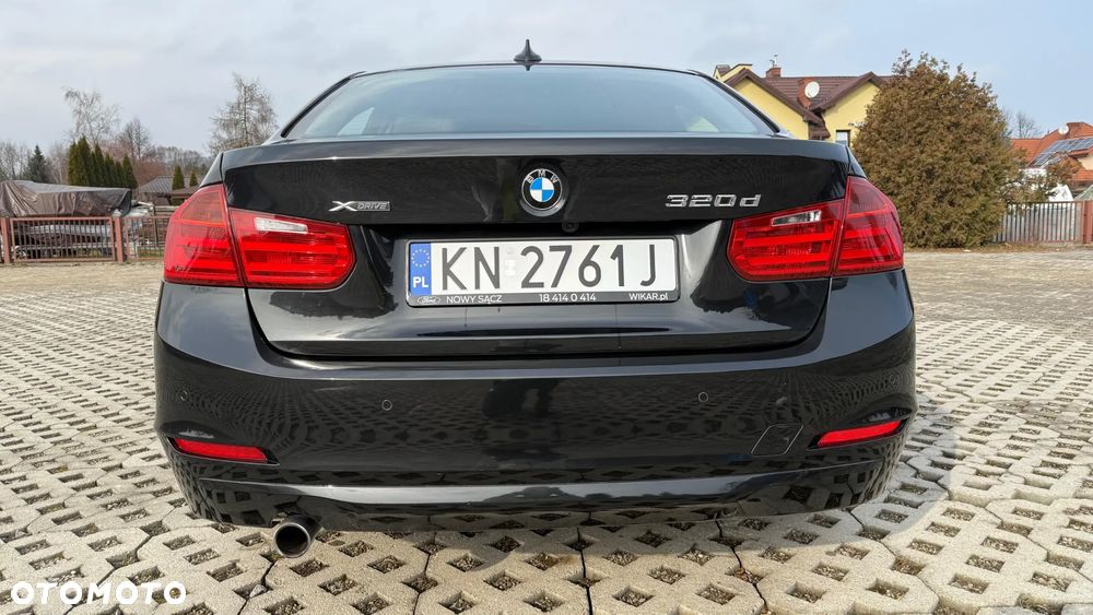 BMW Seria 3 320d xDrive - 22