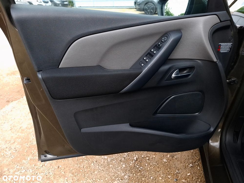 Citroën C4 Grand Picasso 1.6 e-HDi Intensive - 23