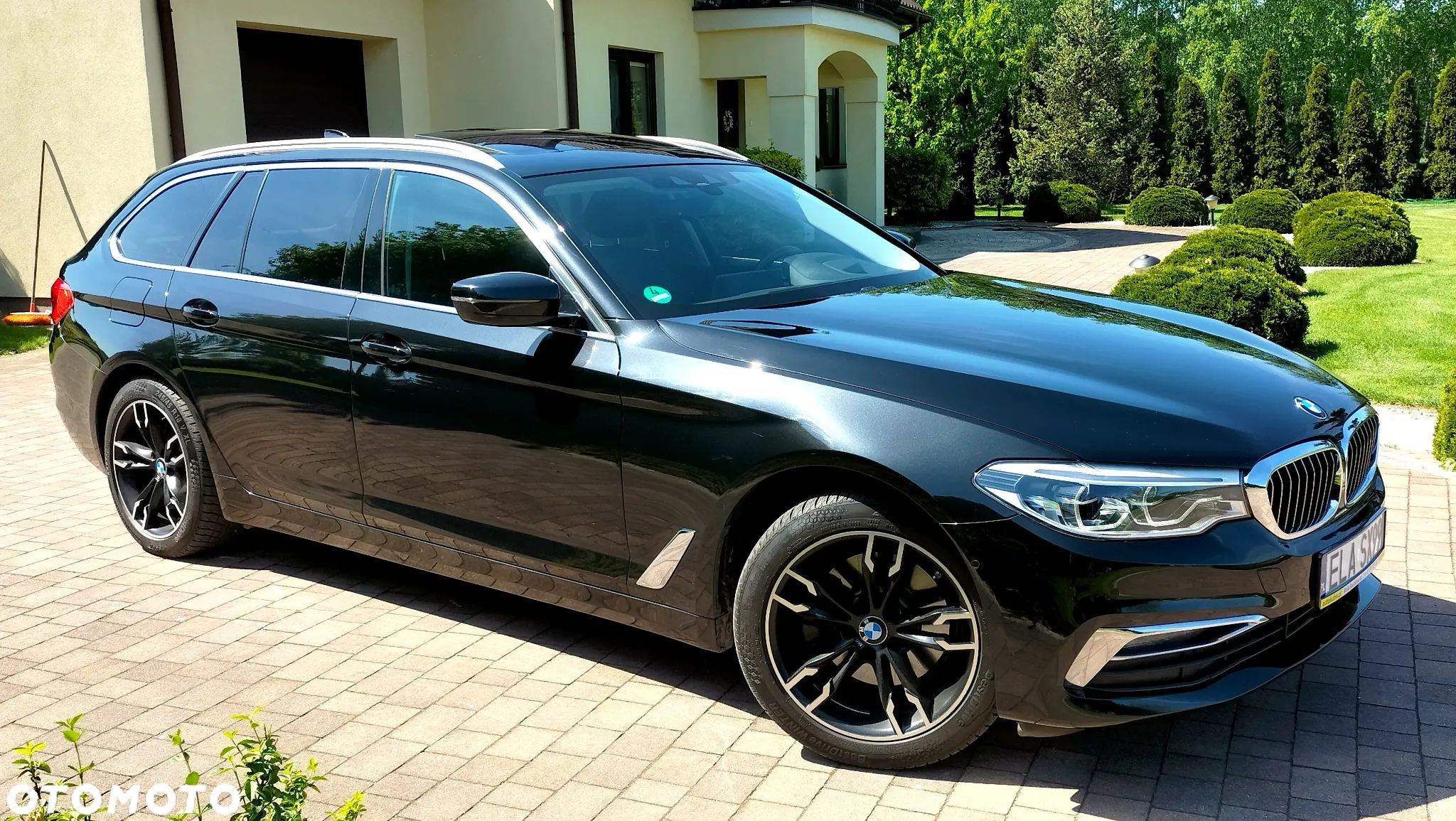 BMW Seria 5 520d Touring Luxury Line - 1