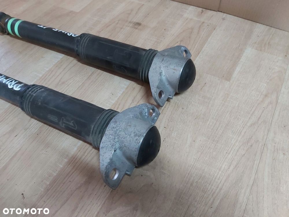 Toyota Prius IV PRIME amortyzator tył PLUG IN - 3