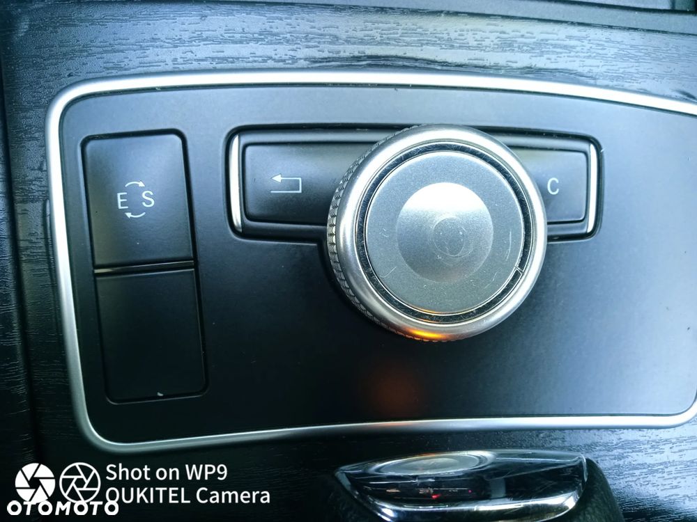 Mercedes-Benz Klasa E 250 BlueTEC 9G-TRONIC Avantgarde - 19