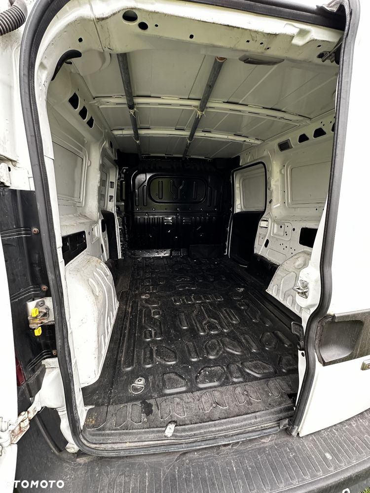 Fiat Doblo - 10
