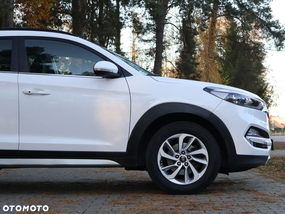Hyundai Tucson 1.7 CRDI BlueDrive Comfort 2WD - 12