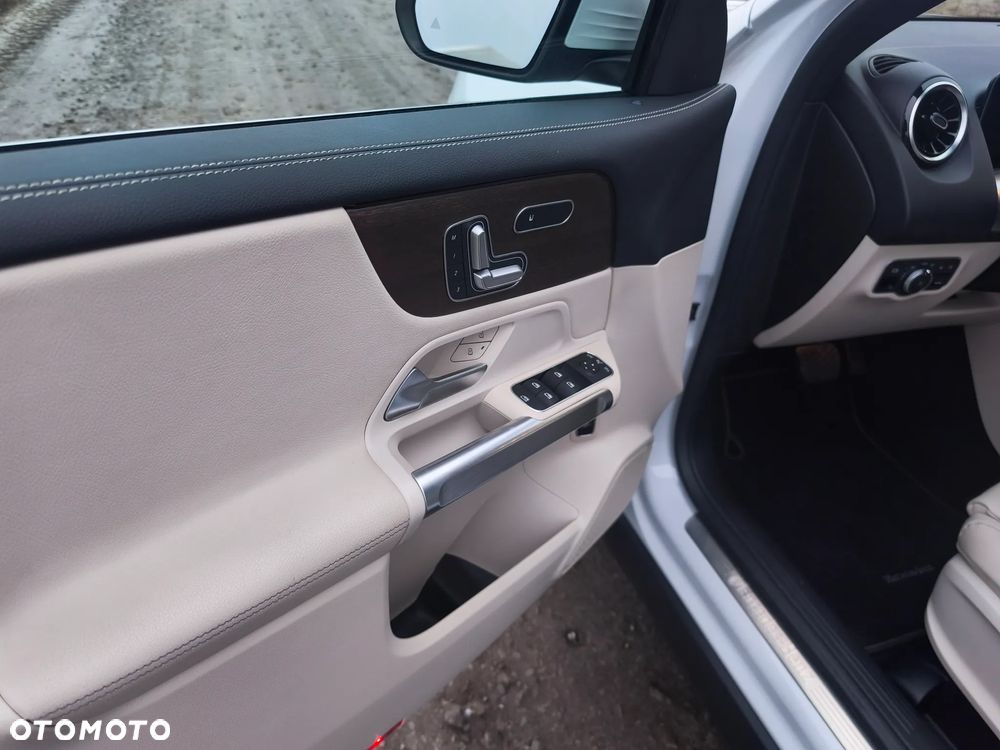 Mercedes-Benz GLB 250 8G-DCT Progressive - 8