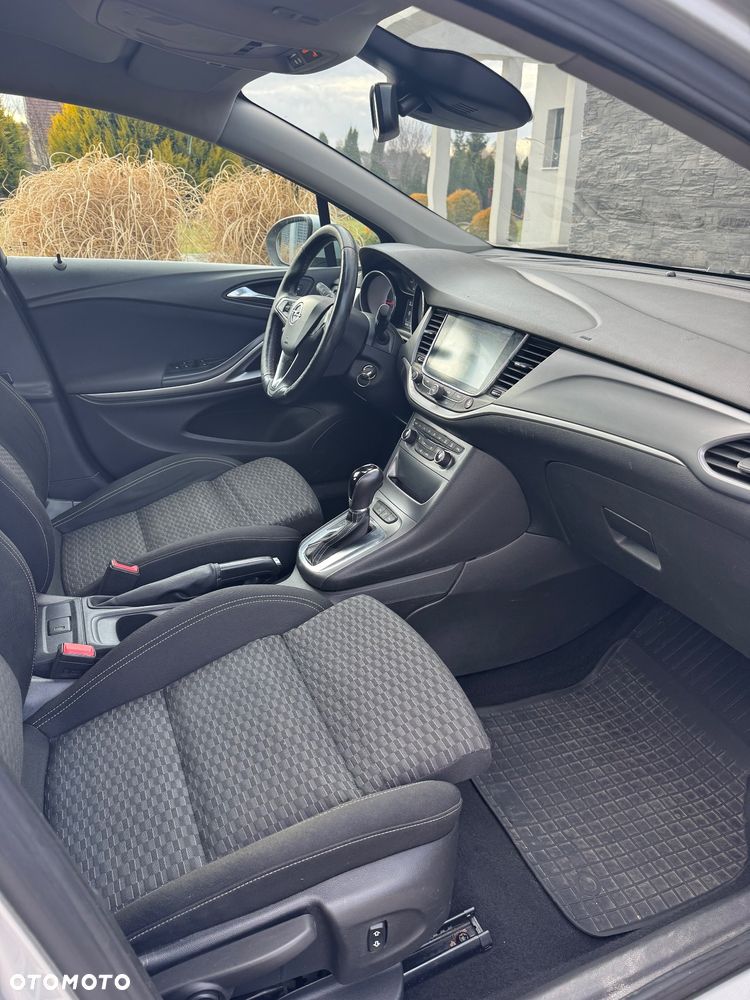 Opel Astra 1.6 D (CDTI) Automatik Innovation - 16