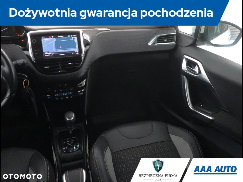Peugeot 2008 - 9