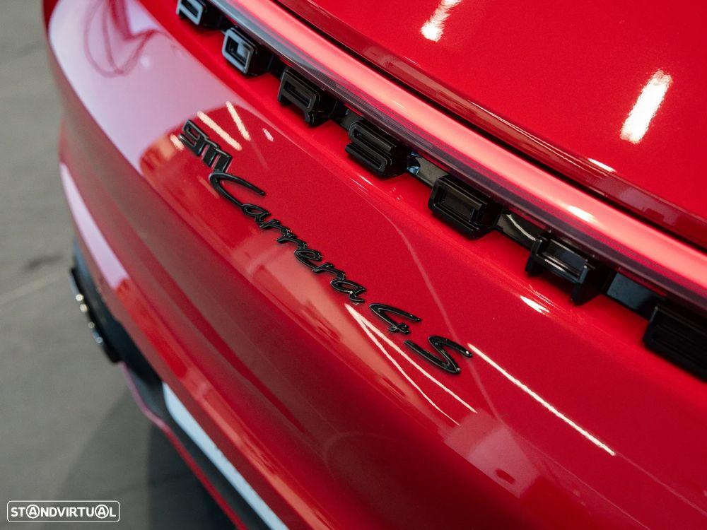 Porsche 911 (992) Carrera 4S PDK - 37