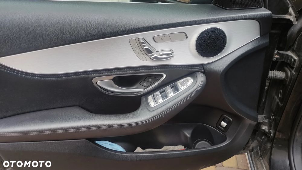 Mercedes-Benz Klasa C 220 BlueTEC 7G-TRONIC Edition 1 - 6