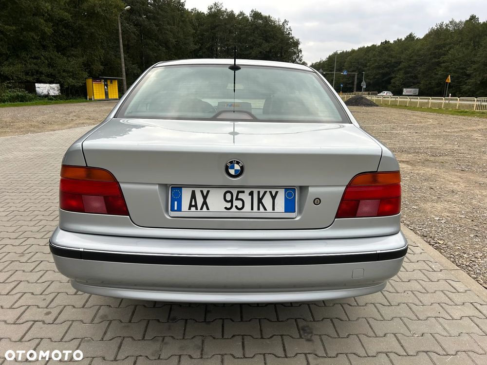 BMW Seria 5 525tds - 16