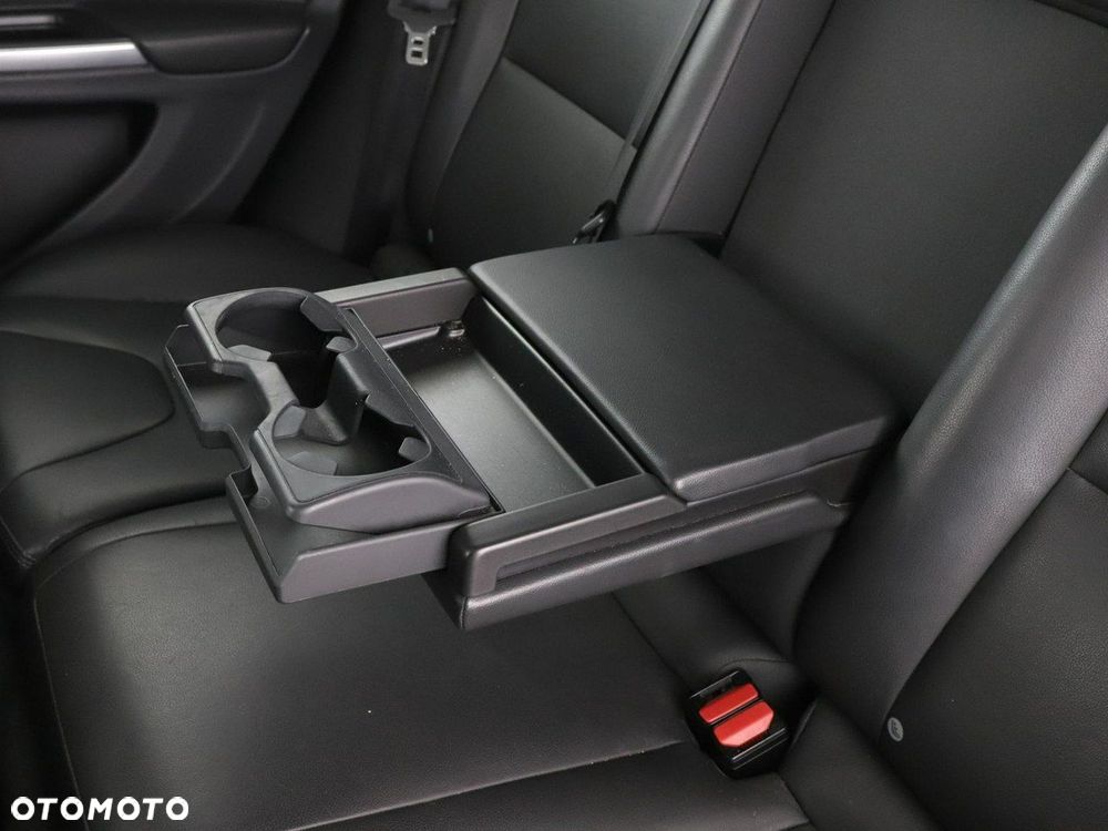 Volvo V60 D2 Summum - 34