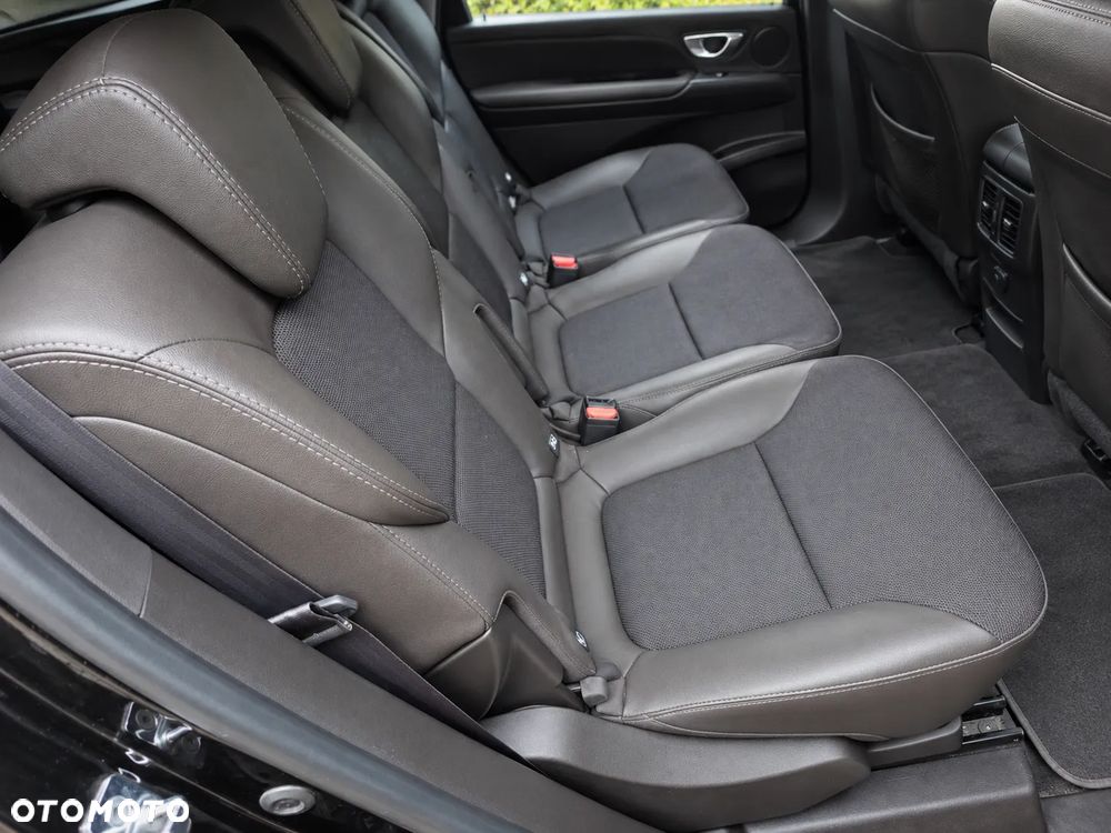 Renault Espace 1.6 dCi Energy Magnetic EDC - 11