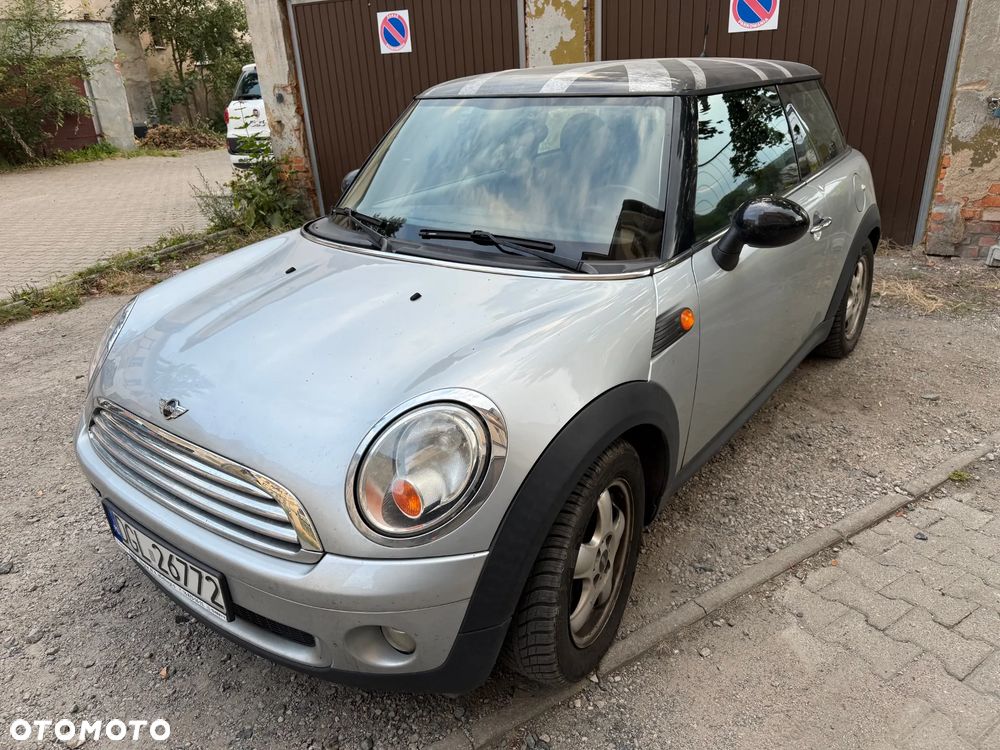 MINI Cooper Standard - 4