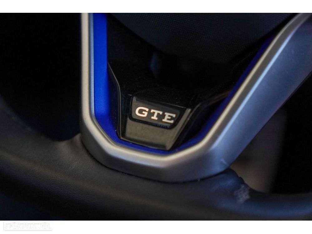 VW Golf 1.5 TSI e-Hybrid GTE DSG - 32