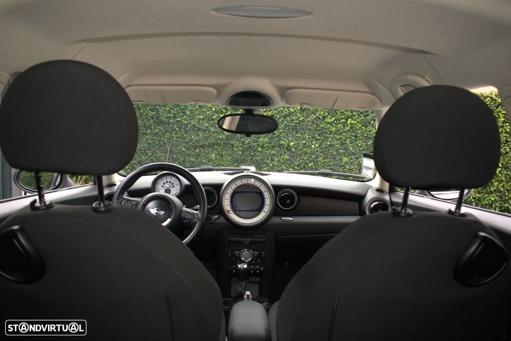 MINI 3 Portas Cooper D - 6