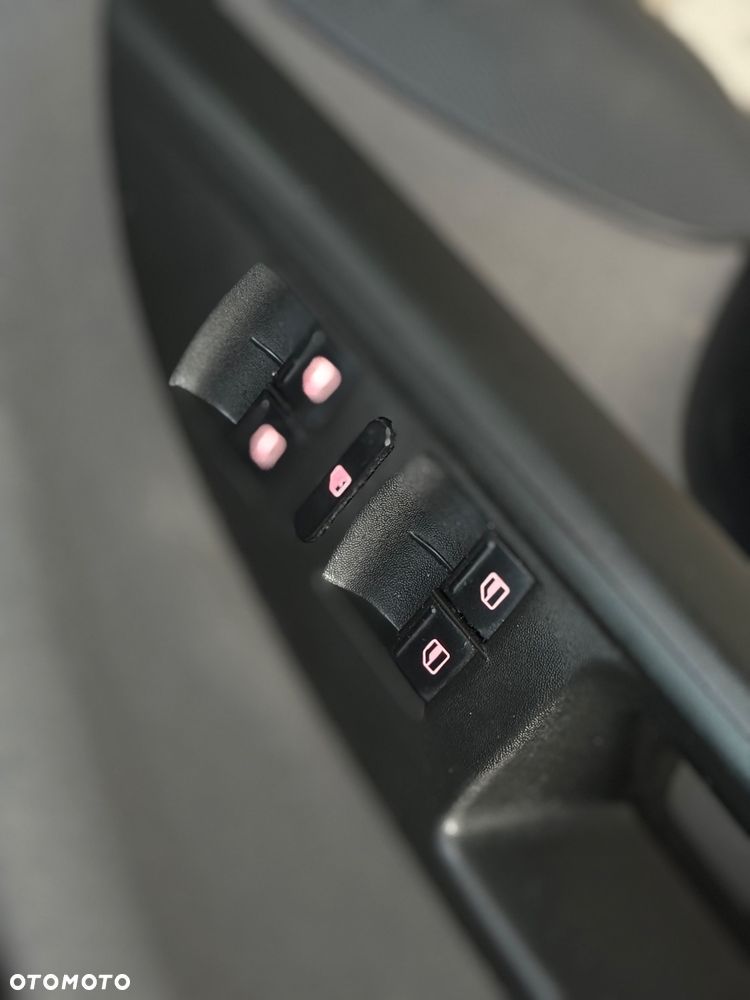 Seat Altea XL 1.6 TDI ITECH Ecomotive - 29