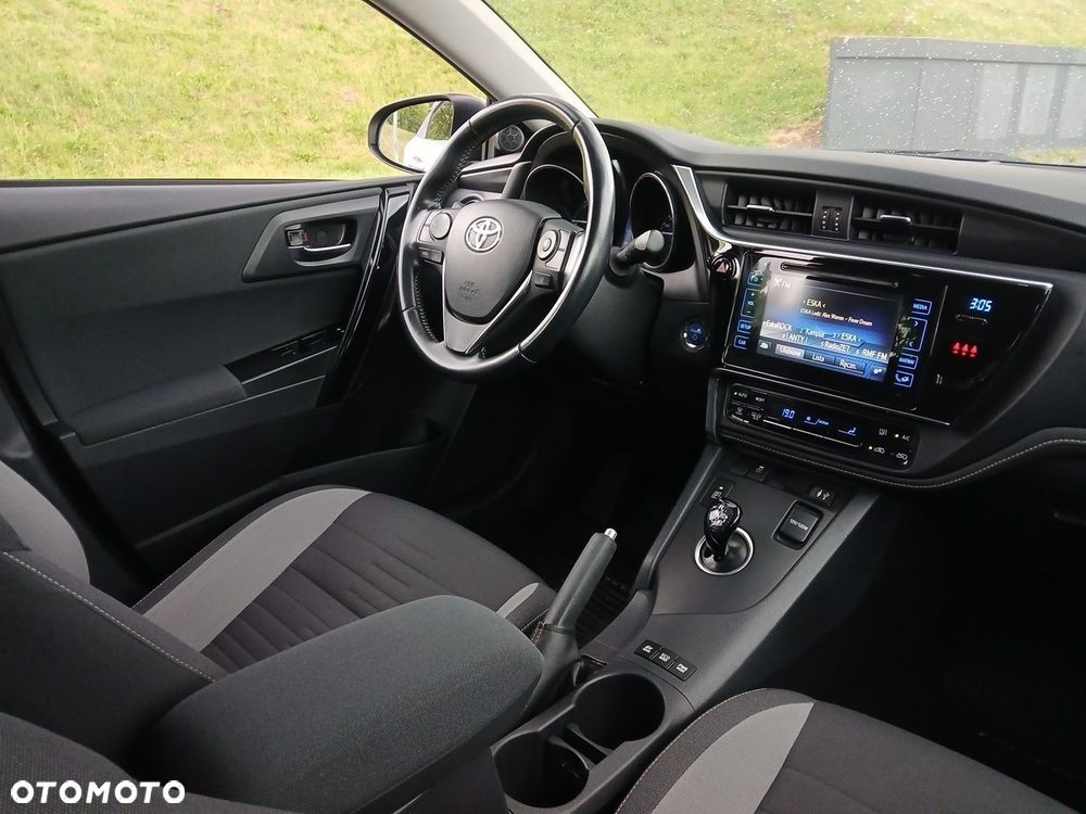 Toyota Auris Hybrid 135 Premium - 20