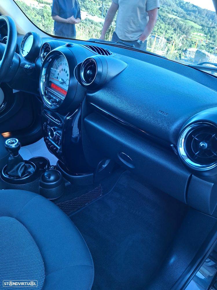 MINI Countryman Cooper D - 11