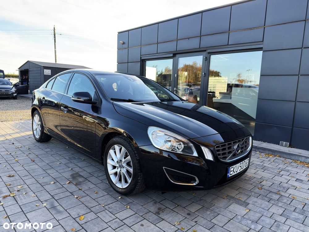 Volvo S60 D3 Momentum - 11