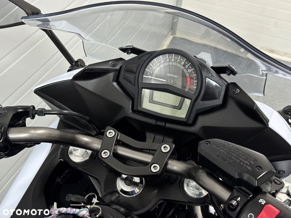 Kawasaki ER - 15
