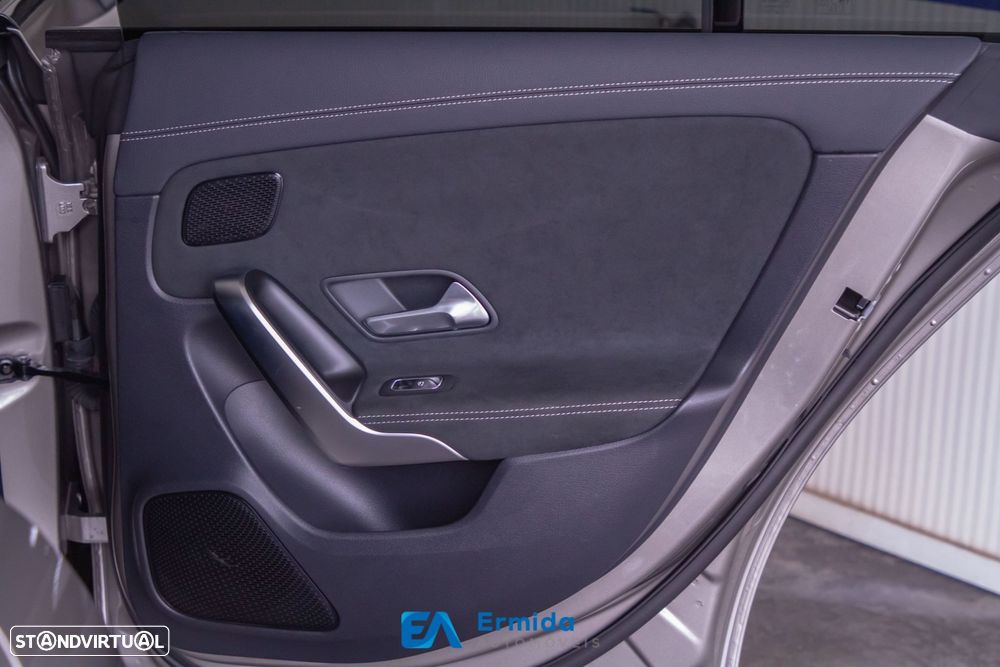 Mercedes-Benz CLA 250 - 37