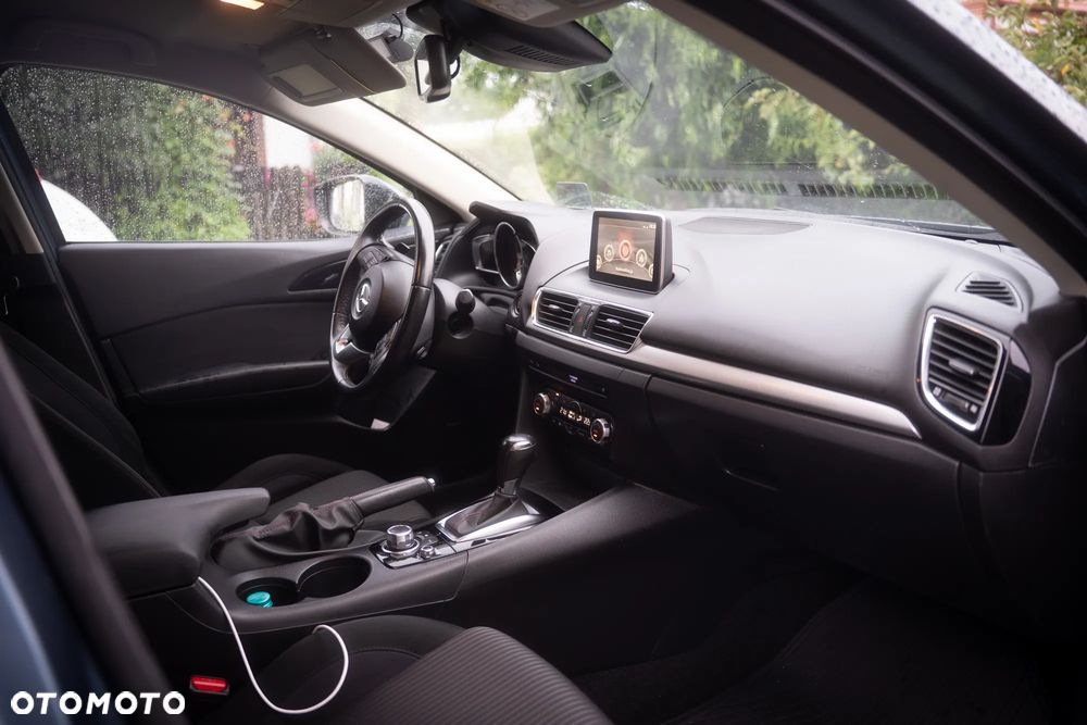 Mazda 3 - 16