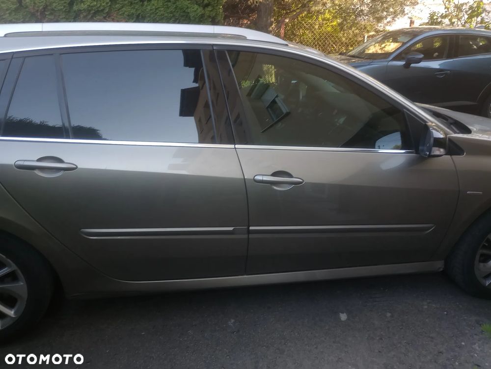 Renault Laguna 2.0 Limited - 9
