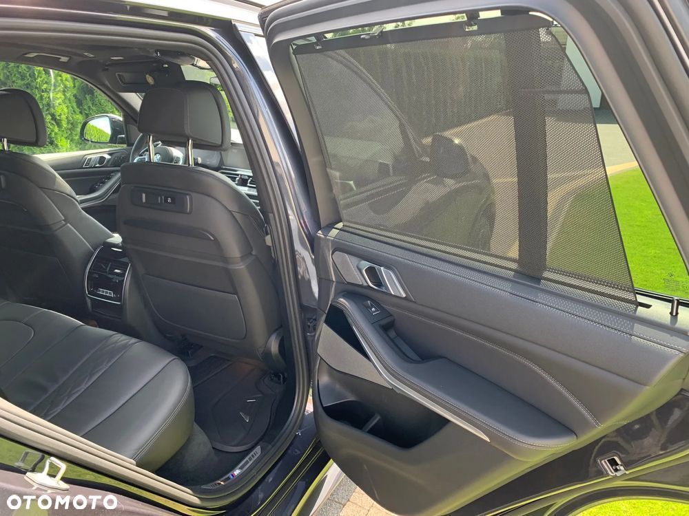BMW X5 M M50d - 29
