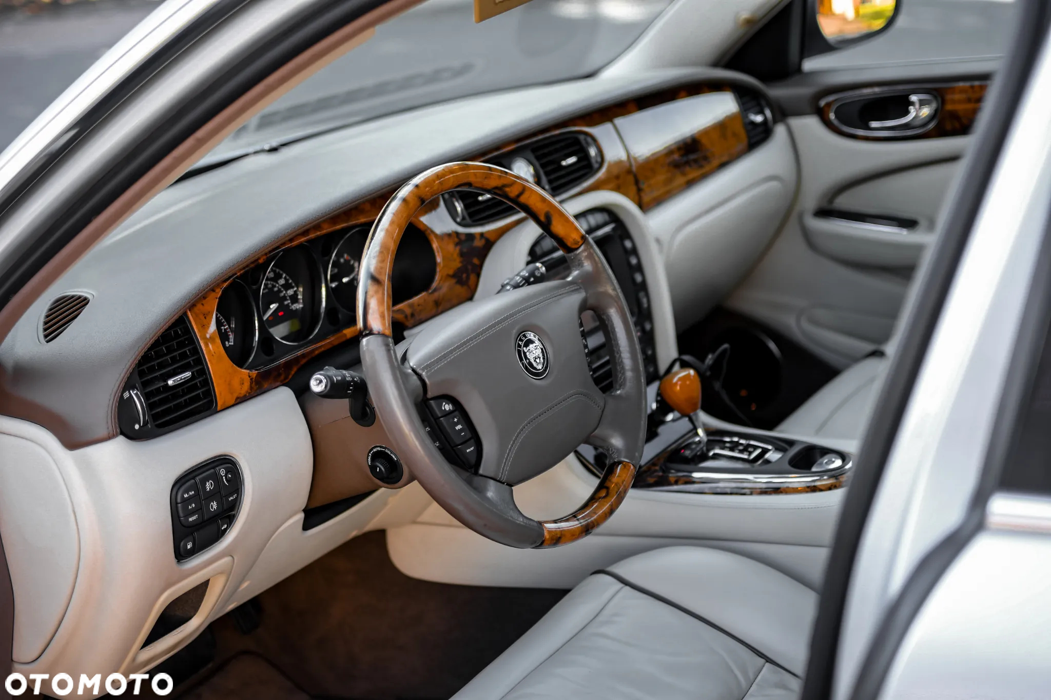 Jaguar S-Type 4.2 V8 High - 6