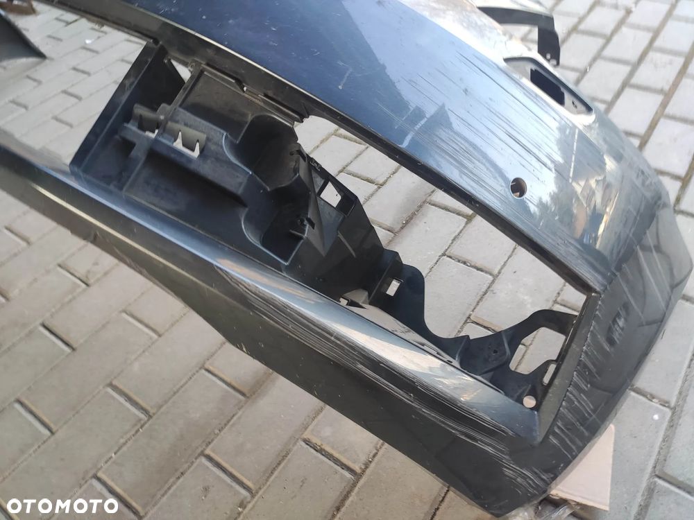 CC Zderzak przód Skoda Octavia III Lift 17-20 5E0807221N - 5