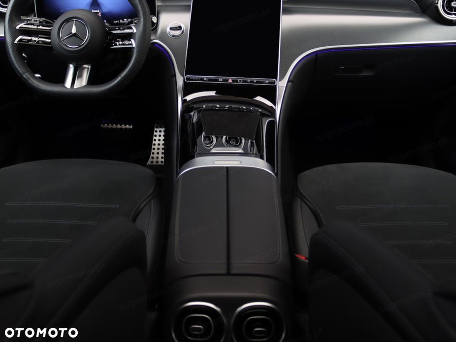 Mercedes-Benz GLC - 10