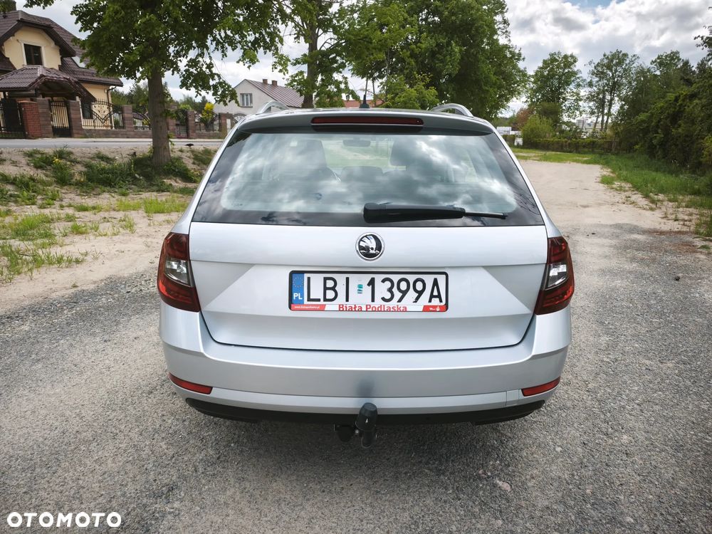 Skoda Octavia 2.0 TDI Edition - 5