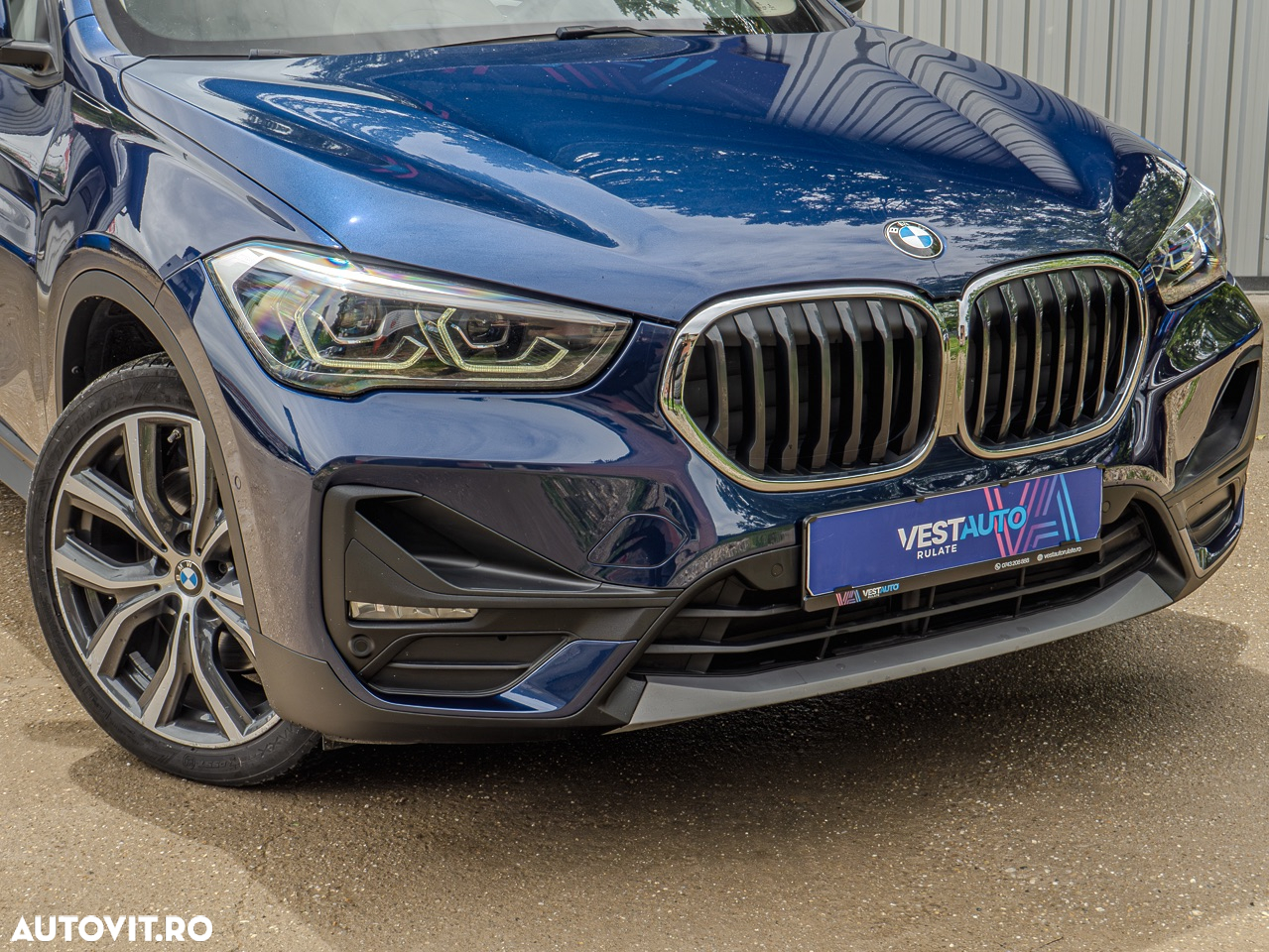 BMW X1 xDrive20d AT - 38