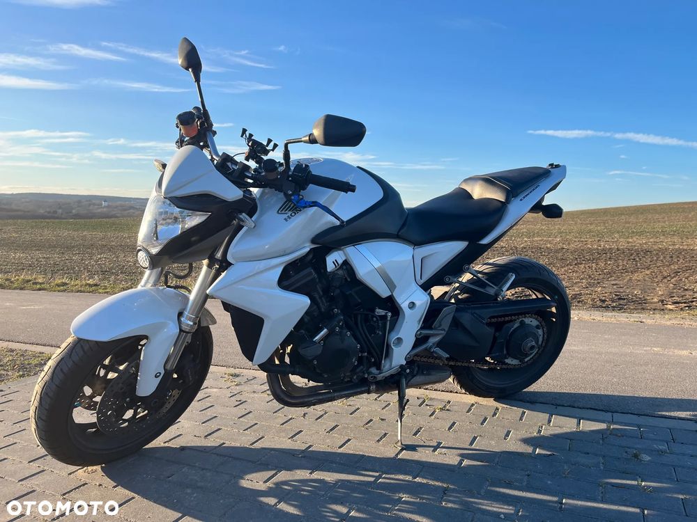 Honda CB - 1