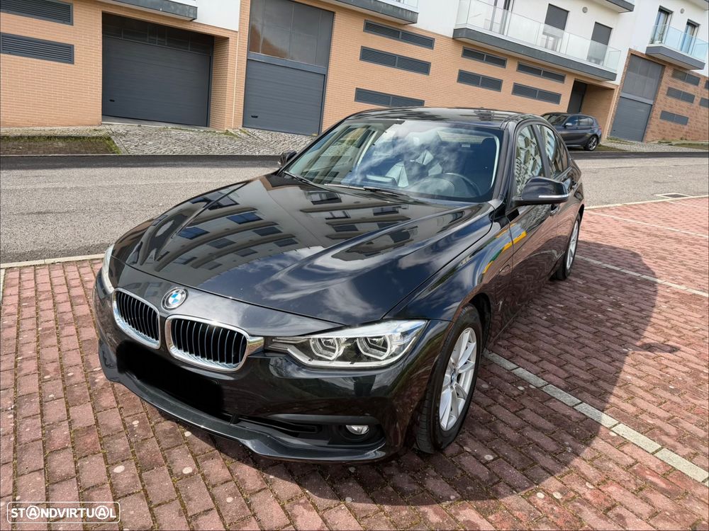 BMW 330 e iPerformance Line Luxury - 1