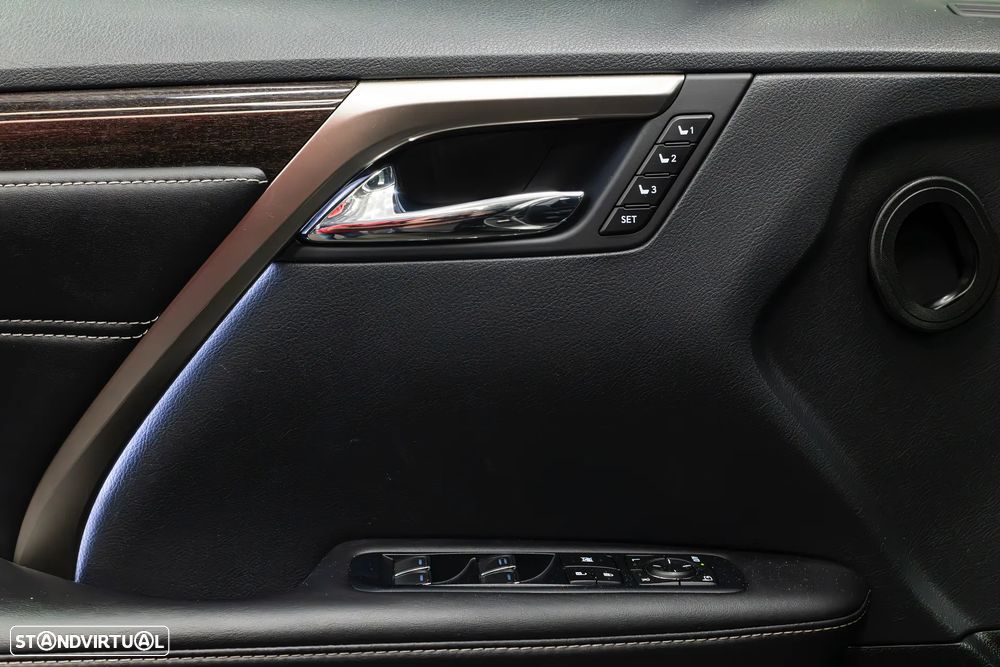 Lexus RX 450h L Luxury - 23