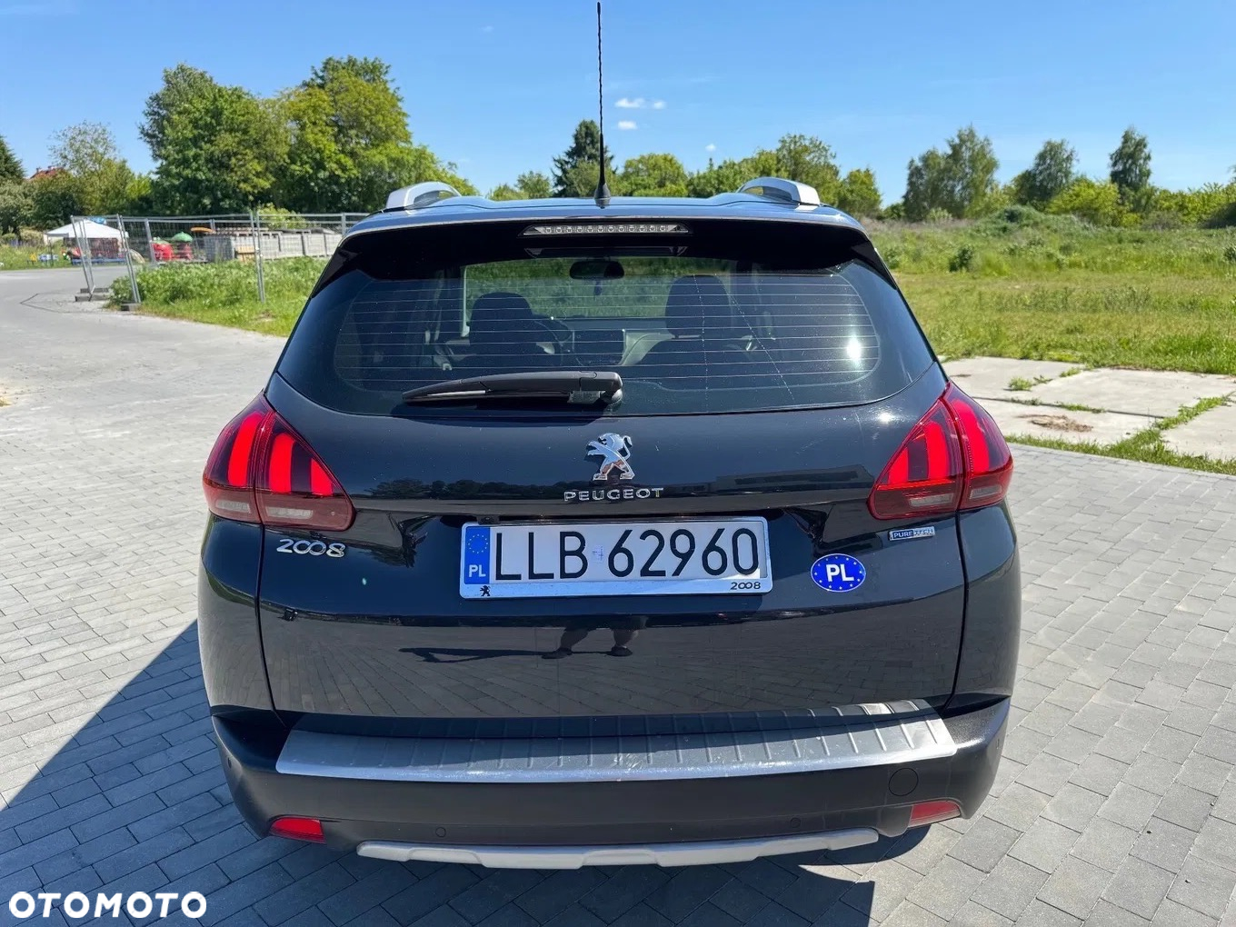 Peugeot 2008 1.2 Pure Tech Active S&S - 14