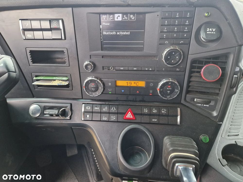 Mercedes-Benz Actros 2542 LAWETA POMOC DROGOWA NAJAZD HYDRAULICZNY 3-OSIE 6x2 KLIMA AC - 30