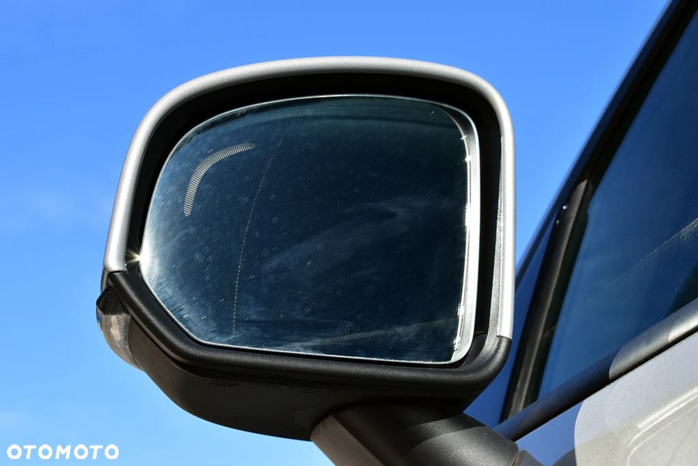 Volvo XC 40 B3 Core - 21