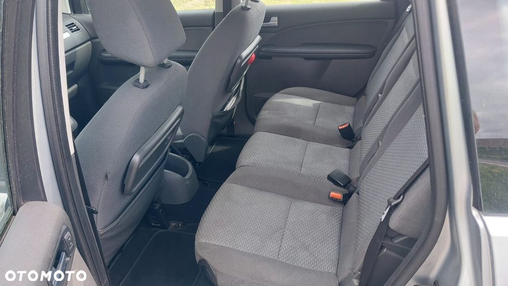 Ford C-MAX - 10