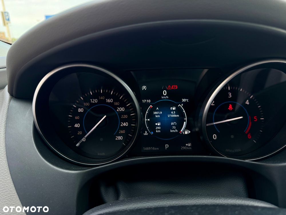 Jaguar XE 20d Prestige - 9